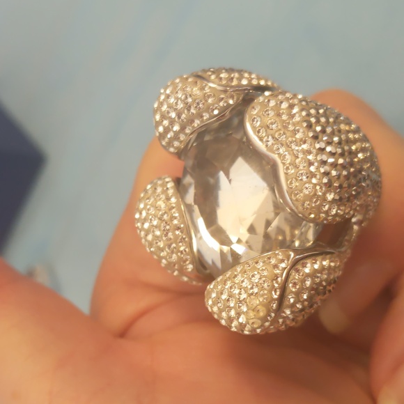 Swarovski Large Silver Flower Ring - Picture 13 of 15
